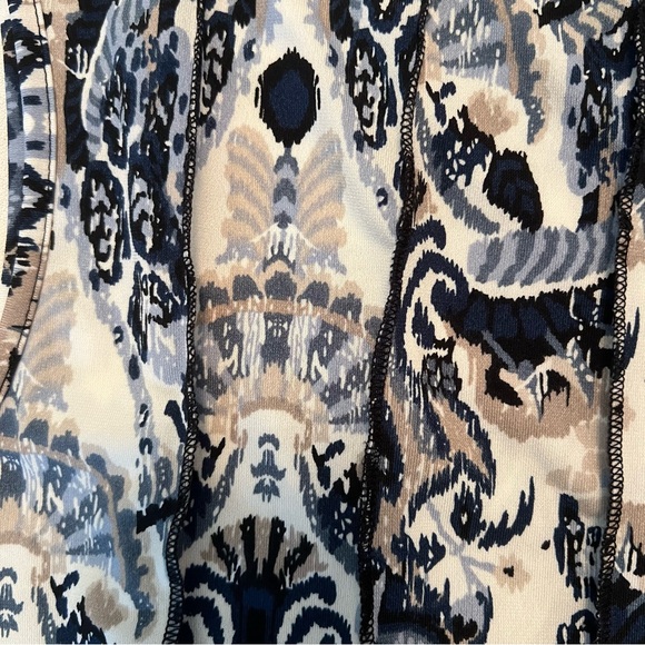 Haani blue and White Paisley Maxi Dress - Picture 9 of 13